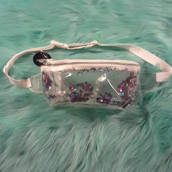 Handbags - NWT Clear Vinyl Rave Fanny Pack with Sequins
